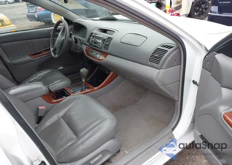 2002 Toyota Camry Xle from USA, damaged, VIN 4T1BE30K42U074154